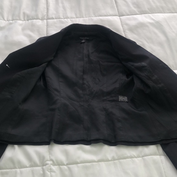 Kenneth Cole New York classic 2 button up black jacket with 2 front pockets - Picture 10 of 10